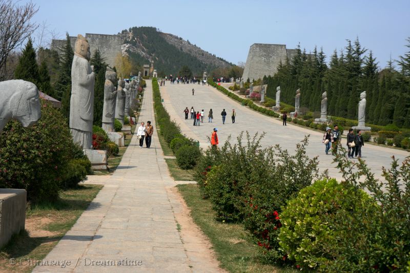 Tang dynasty, Xian, Sacred Way, tomb, people