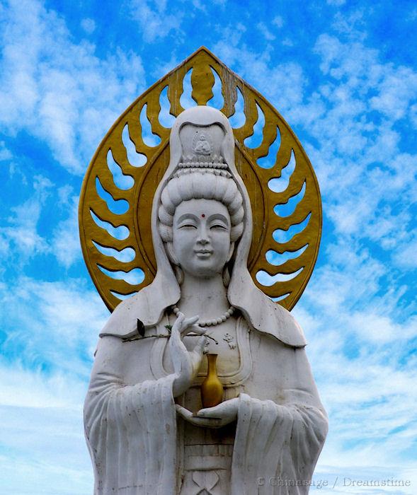 Dalian, Guanyin, deity