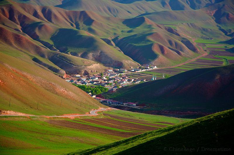 Gansu, mountains