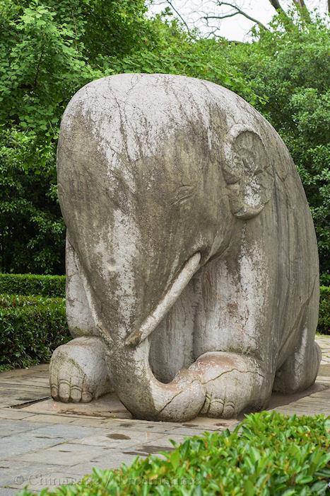 Beijing, sacred way, elephant