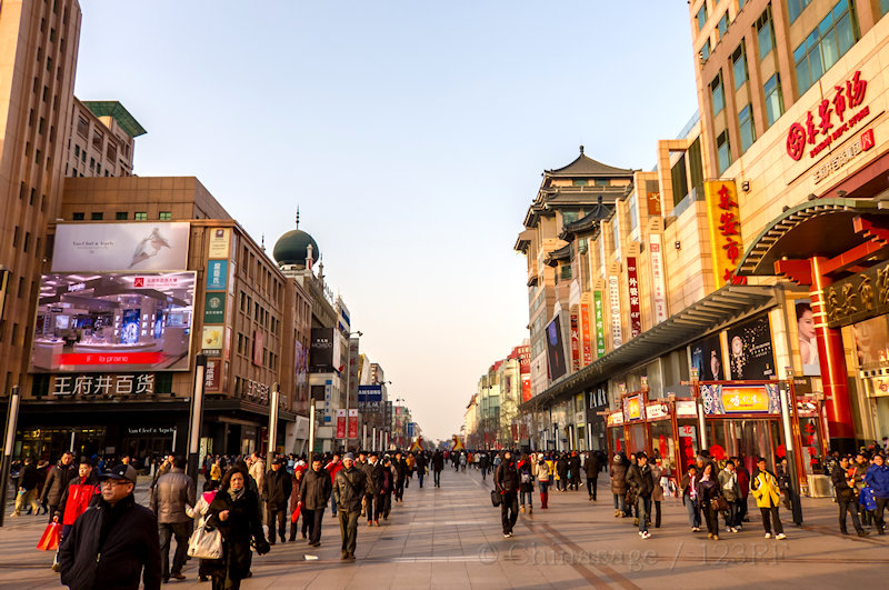 Beijing, Wangfujin, street scene, shopping